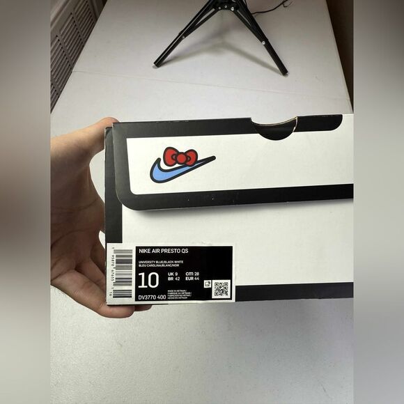 New Nike Air Presto Hello Kitty Sz 10 University Blue Black White DV3770 400 DS - Picture 8 of 13